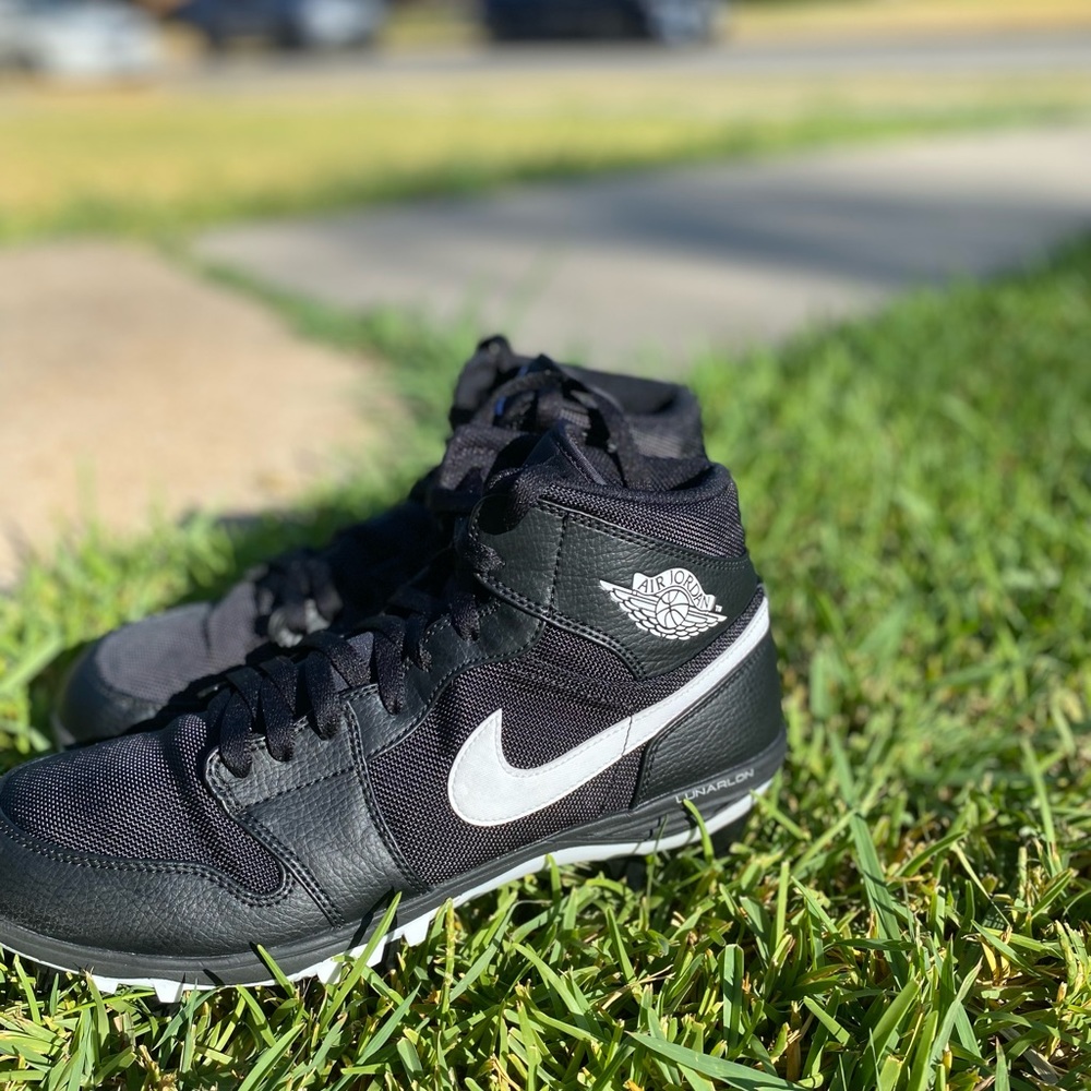 Nike Mens Air Jordan Retro 1 TD Mid Football Cleats Black AR5604-001 Size 9.5